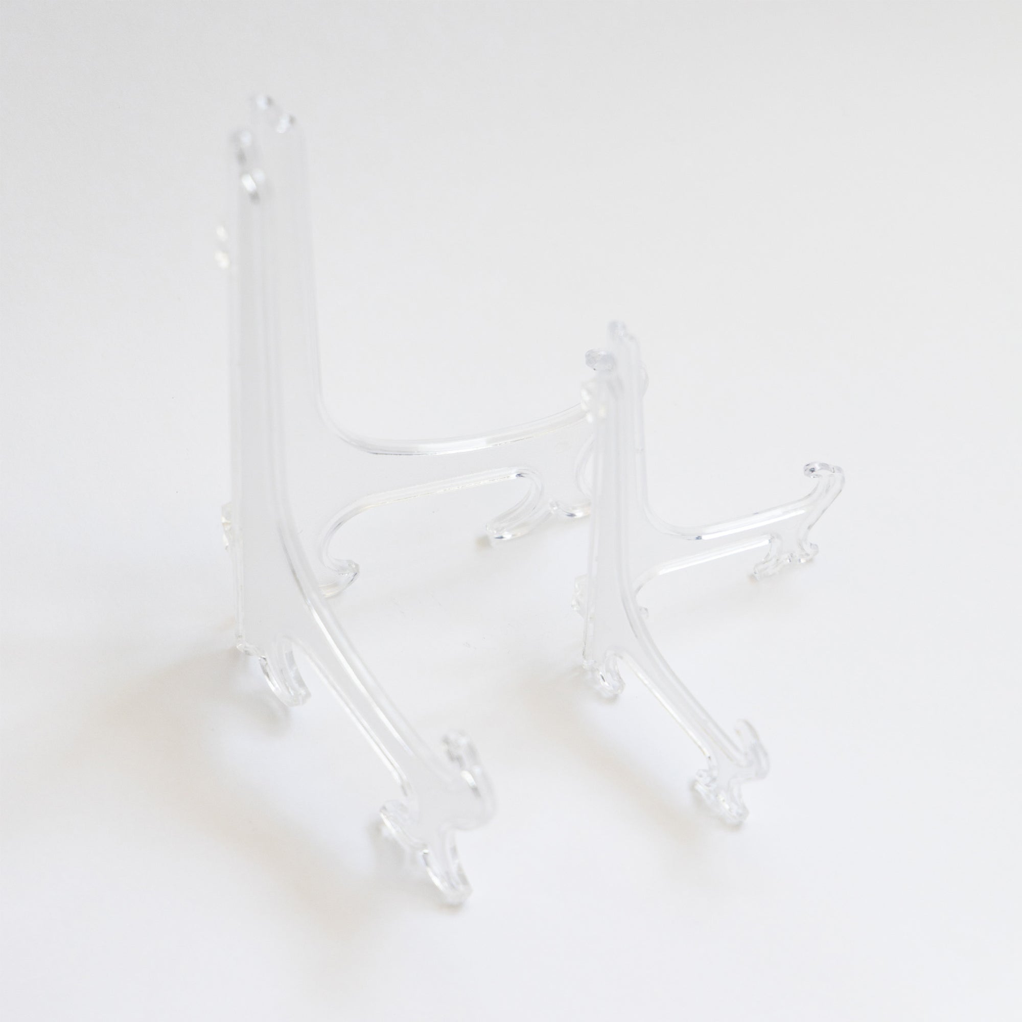 Clear Plate Stand
