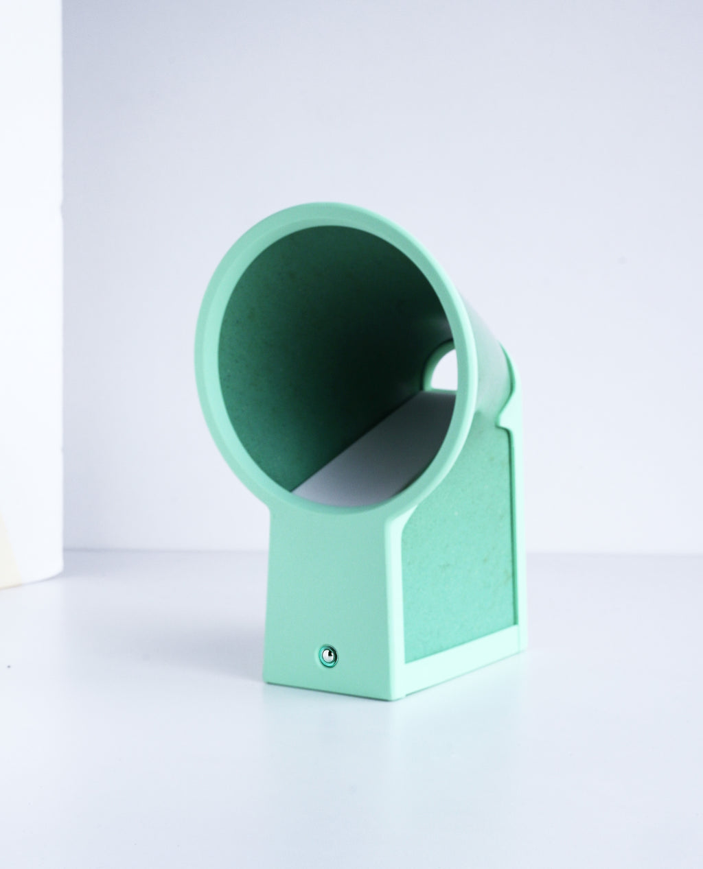 BĒORI LAMP