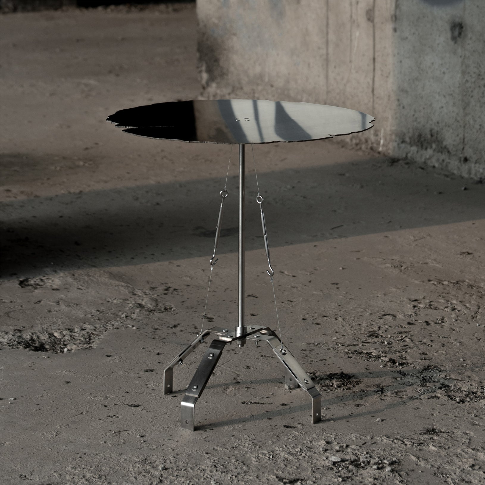 RM-01 (Side Table)