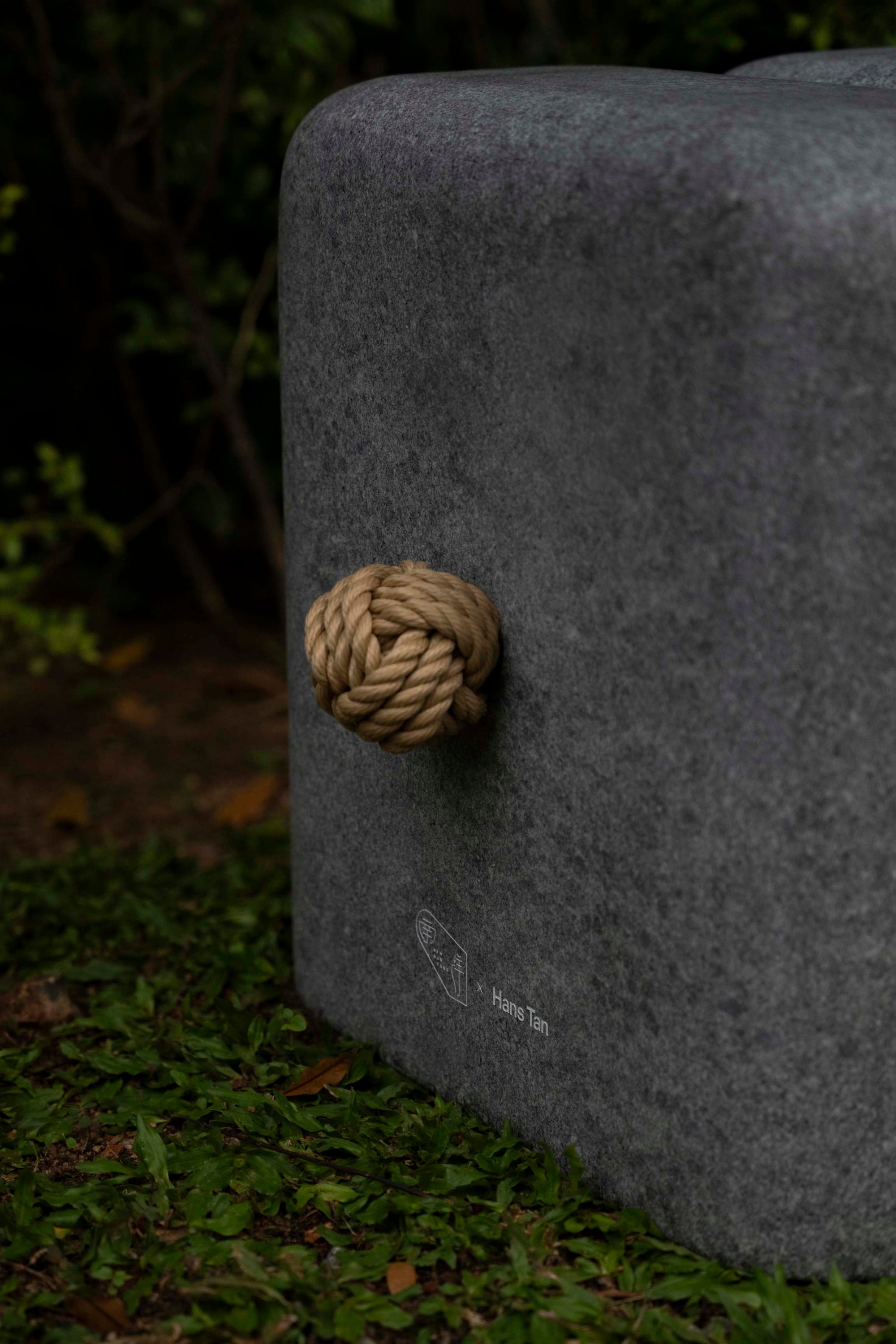 (Preorder) Five Swords Soft Peaks | Hans Tan x Aoishima Aji Stone Stool