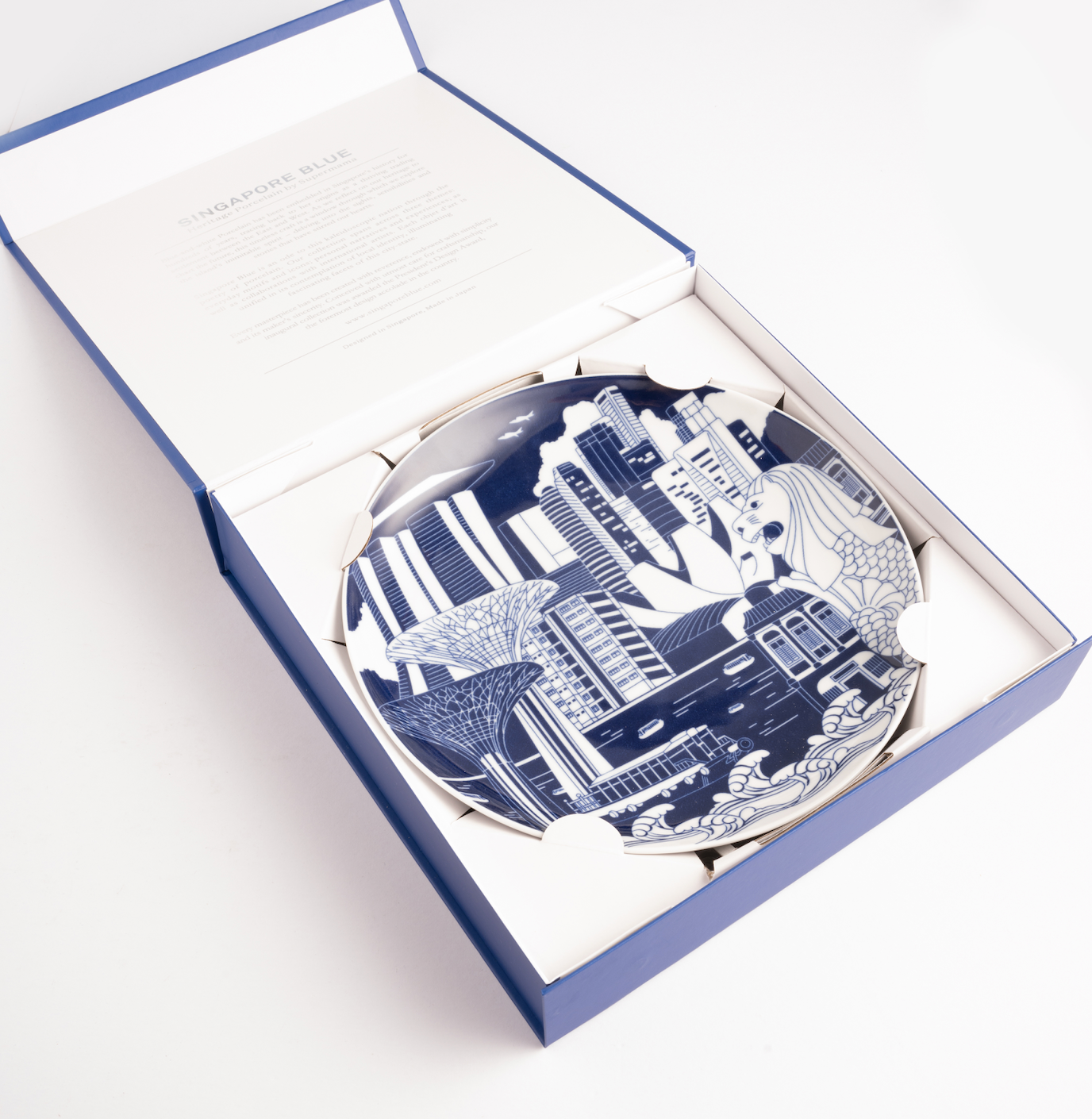 Singapore Cityscape Porcelain Plate (24cm)