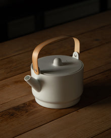  S&B Tea Pot