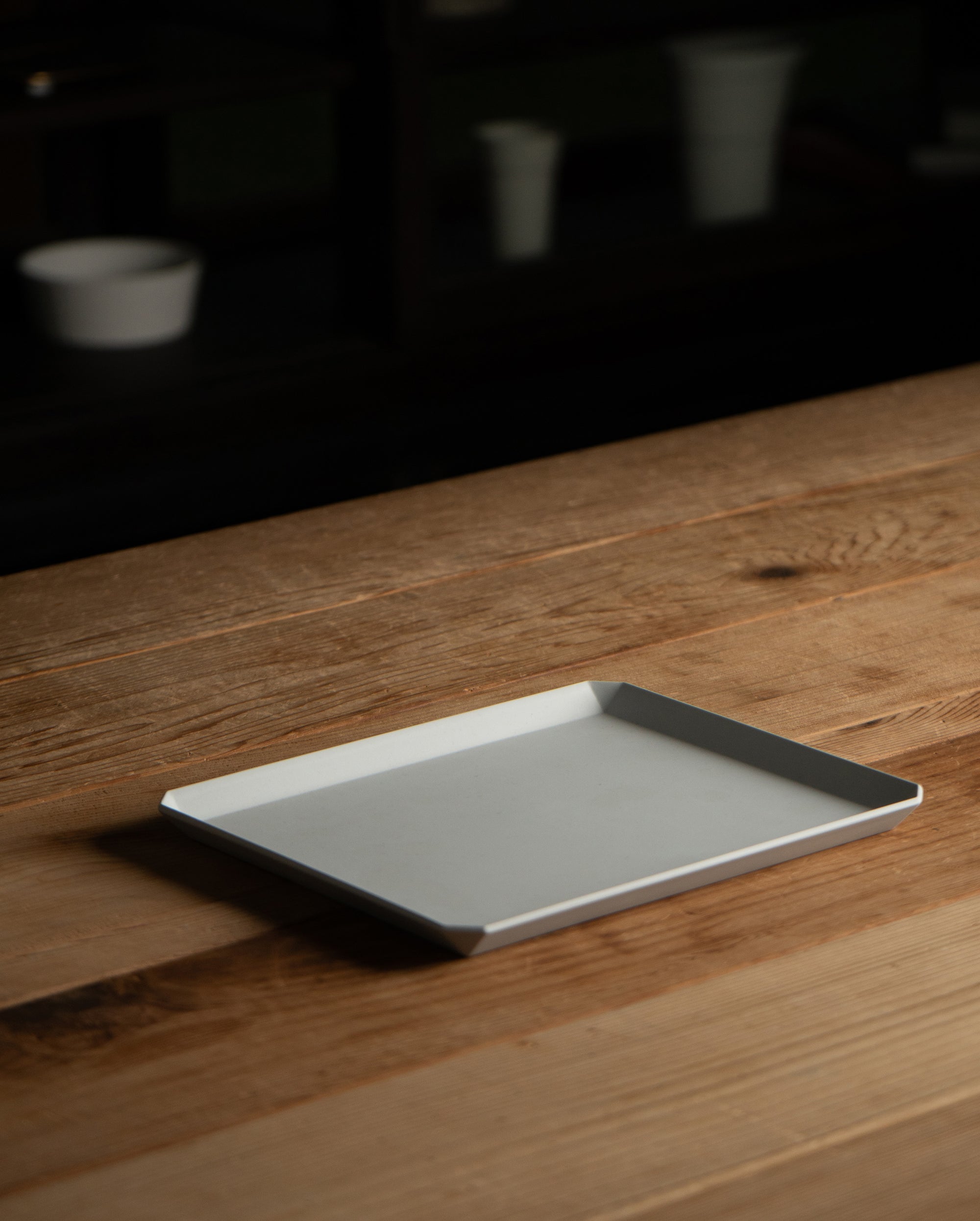 TY Square Plate [Matte Grey]
