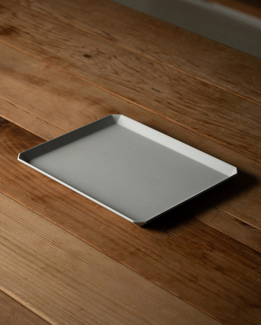 TY Square Plate [Matte Grey]